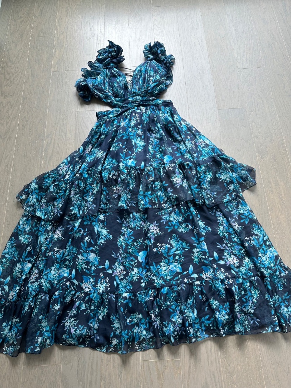 Ieena for Mac Duggal Ruffle Tiered Cut Out Gown Floral Blue Dress Chiffon - 6 - Picture 4 of 8